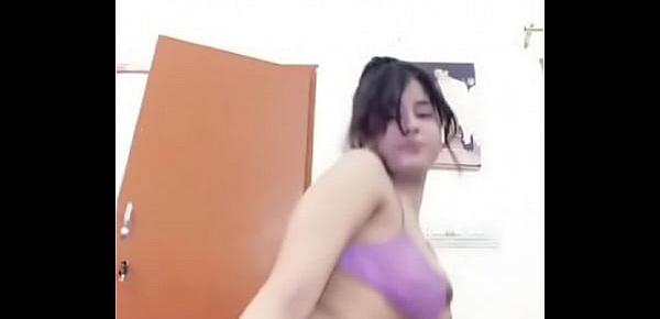  Very Cute Desi Girl Fully Nude Leaked Mms Selfy